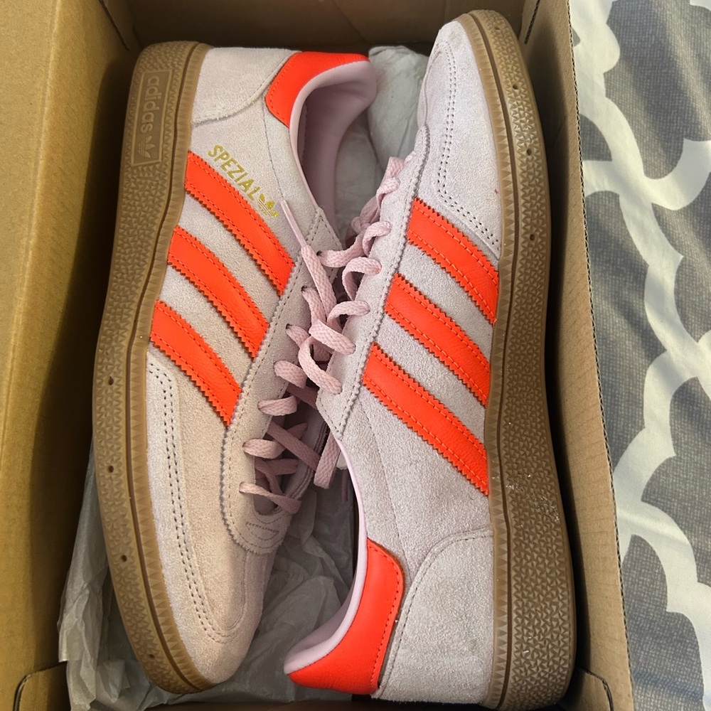 Adidas Handball Spezial W in pink 
Pink Sambas